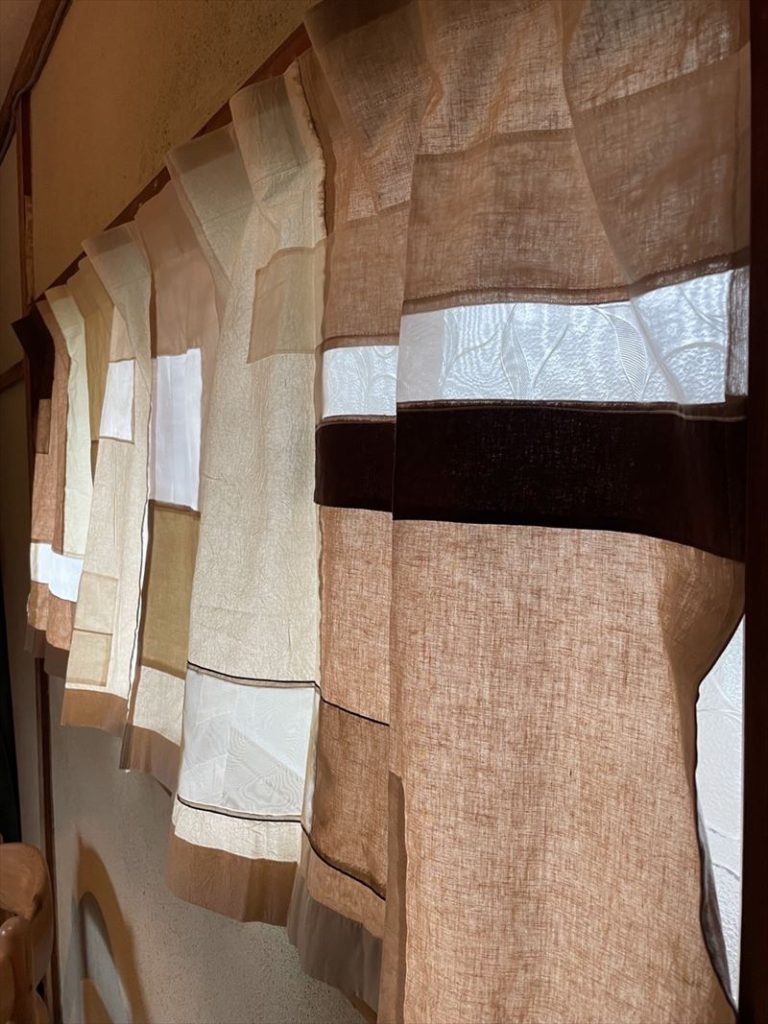 サササウナ様カーテン