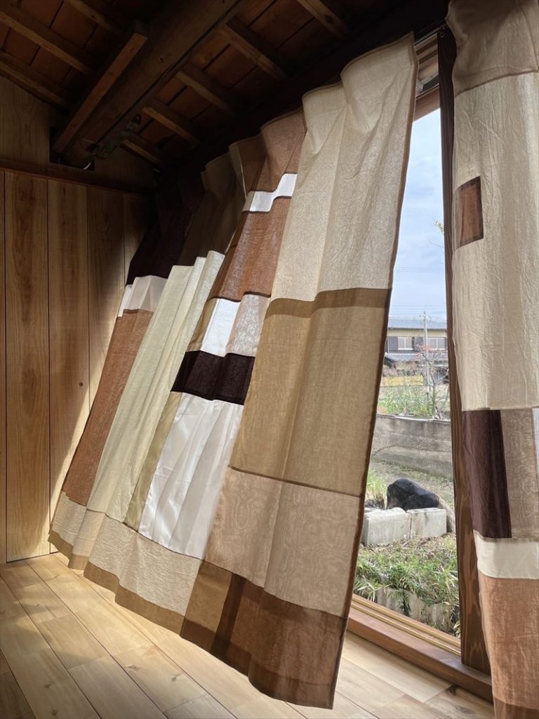 サササウナ様カーテン